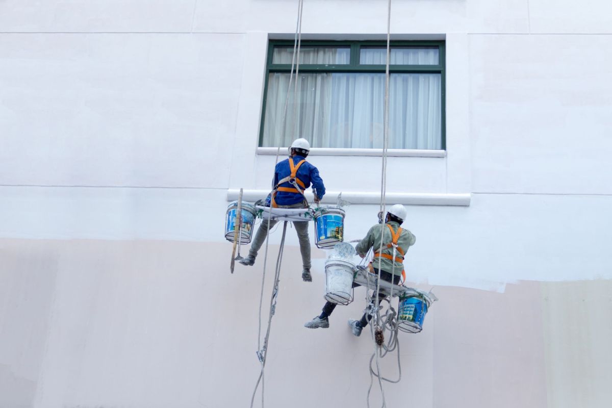 Commercial painter