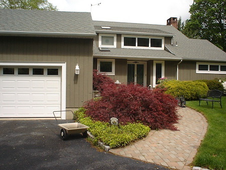 Why is fall such a popular season for exterior house painting